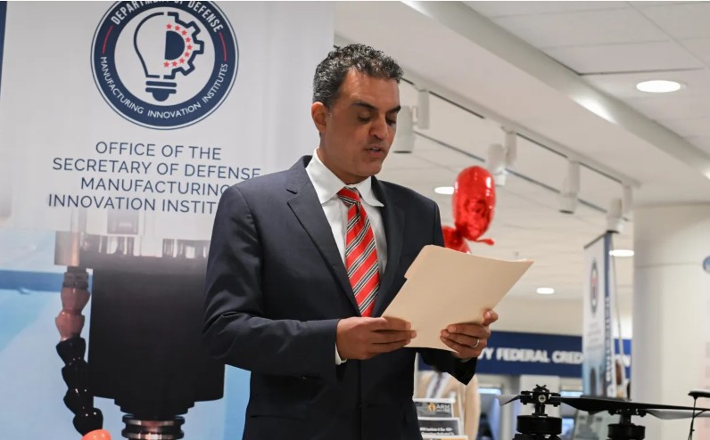 Pentagon weighs consolidation of DIU tech portfolio